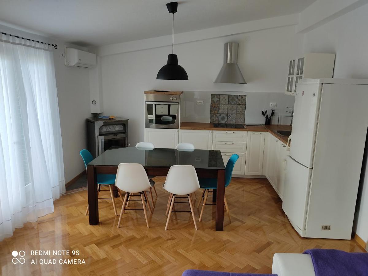 Apartmani Niko 포드고라 외부 사진